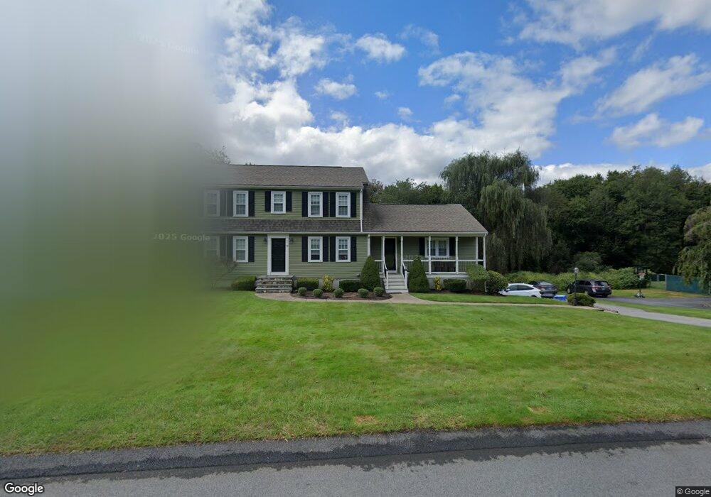11 Valley Stream Dr, Cumberland, RI 02864 - photo 1