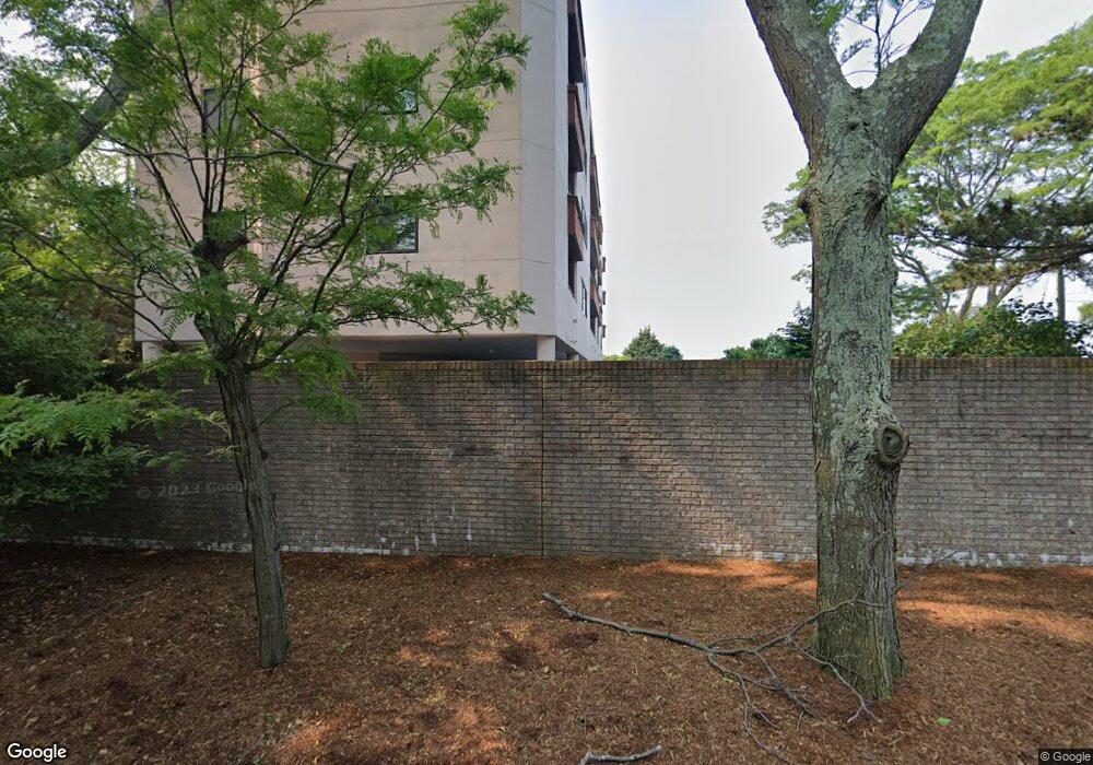 10 Pine Creek Ave unit 4, Fairfield, CT 06824 - photo 1