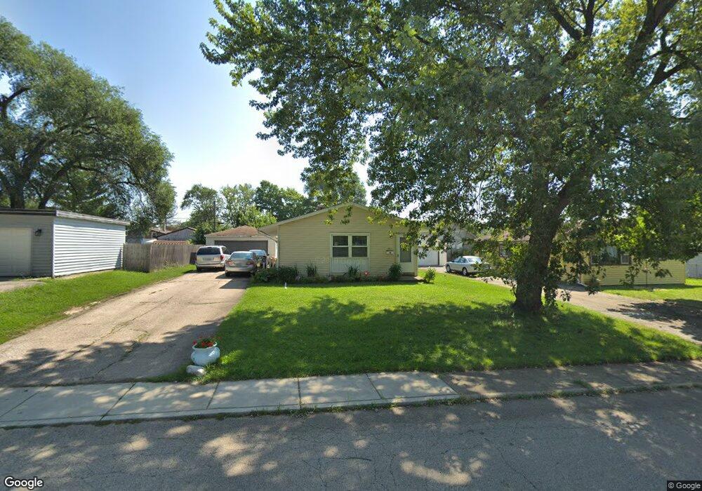 1009 Tacoma St, Carpentersville, IL 60110 - photo 1