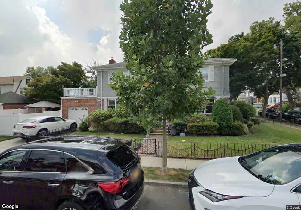 156-04 Laburnum Ave, Flushing, NY 11355 - photo 1