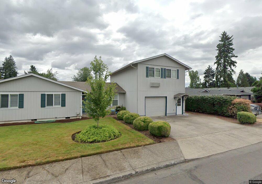 1770 N Maple St, Canby, OR 97013 - photo 1