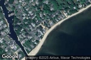 41 Bayside Ave, Riverhead, NY 11901