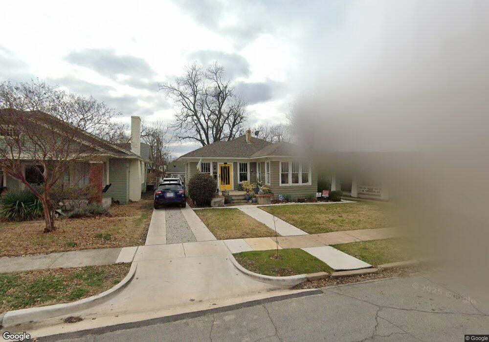 715 Dumont St, Dallas, TX 75214 - photo 1