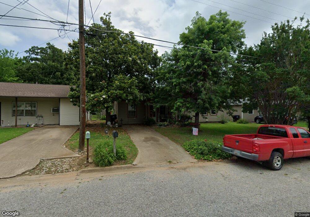 1922 S Maurice Ave, Denison, TX 75020 - photo 1