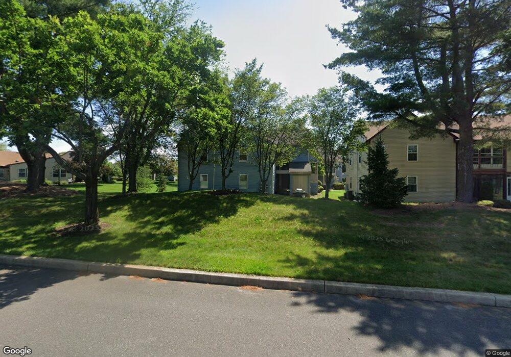8D Benjamin Franklin Dr, Monroe Township, NJ 08831 - photo 1