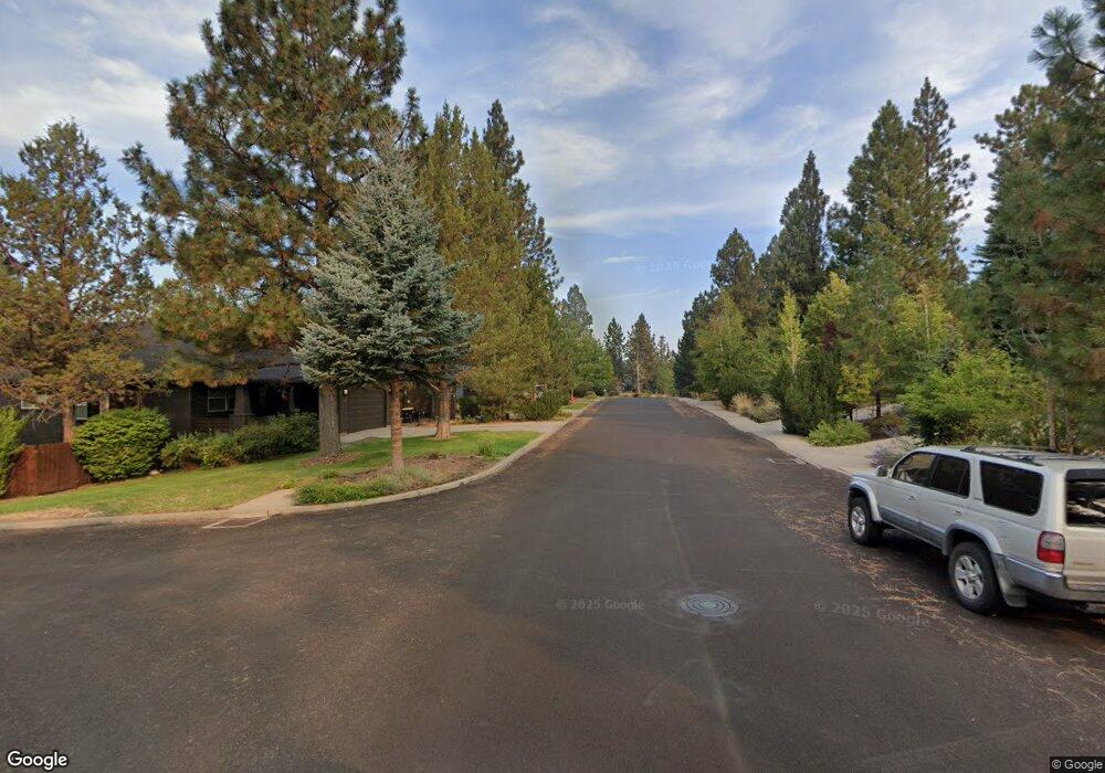 2683 NW Rainbow Ct, Bend, OR 97703 - photo 1