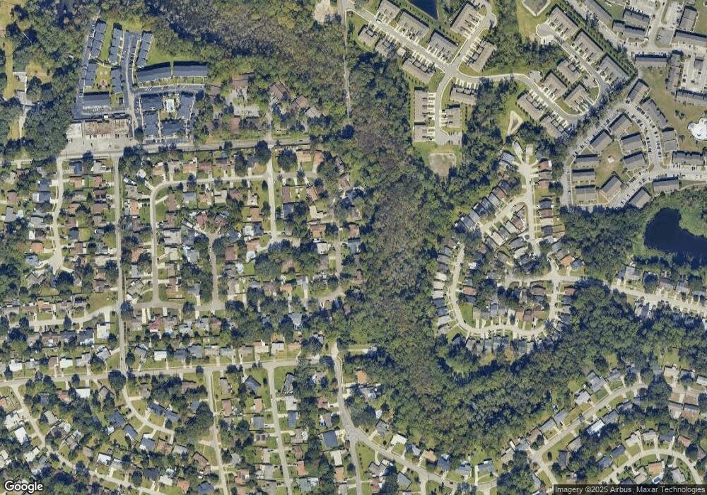 447 Holiday Hill Cir E, Jacksonville, FL 32216 - photo 1