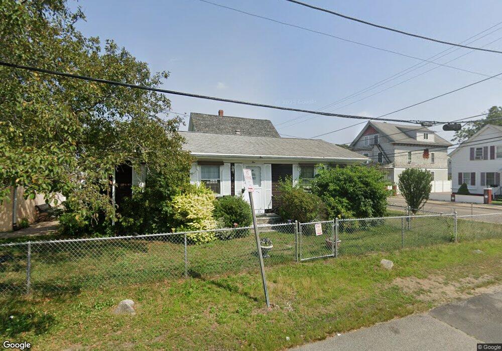 5 King St, Pawtucket, RI 02860 - photo 1