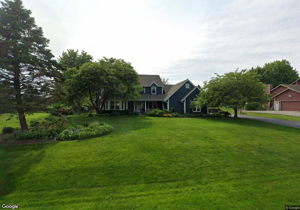 1055 Pitzka Rd, Brookfield, WI 53045 - photo 1