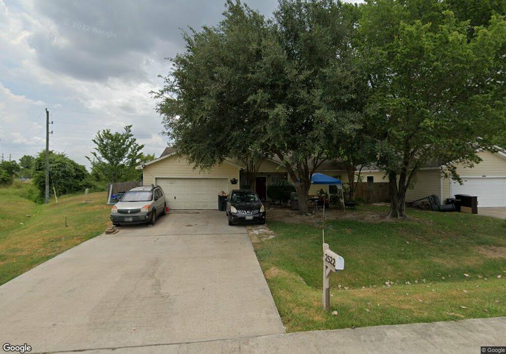 2522 Fallen Pine Ln, Houston, TX 77088 - photo 1