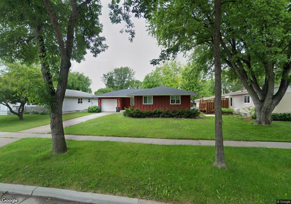 2964 3rd St N, Fargo, ND 58102 - photo 1