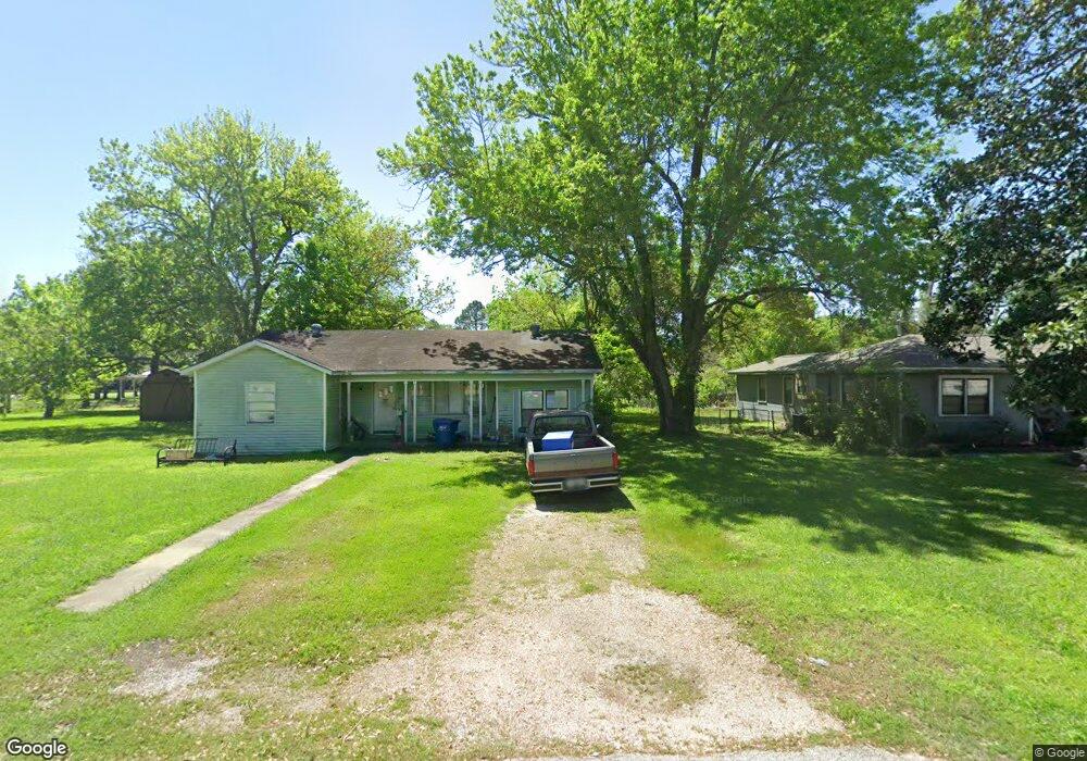 3232 13th St, Bay City, TX 77414 - photo 1