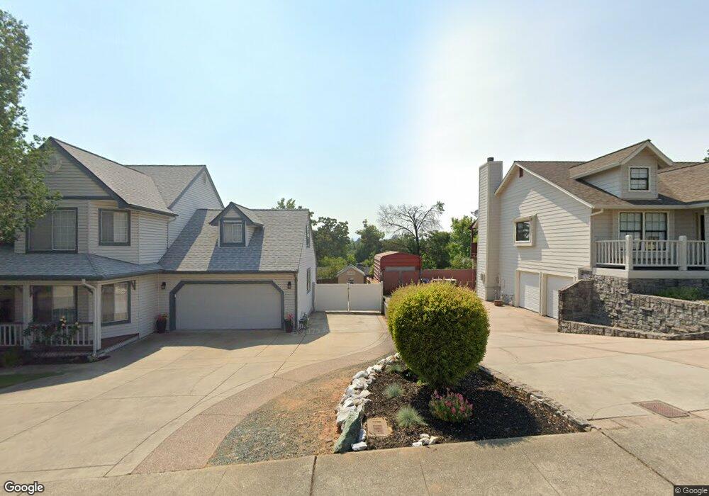 928 Willow Brook Ln, Redding, CA 96003 - photo 1