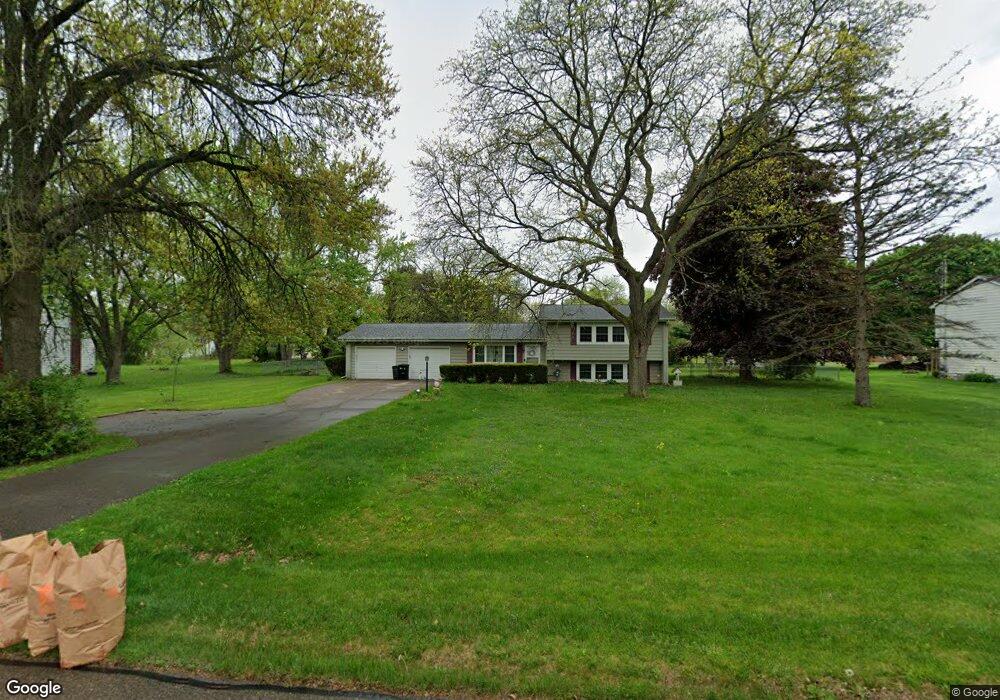 5311 Oaktree Dr, Flint, MI 48532 - photo 1