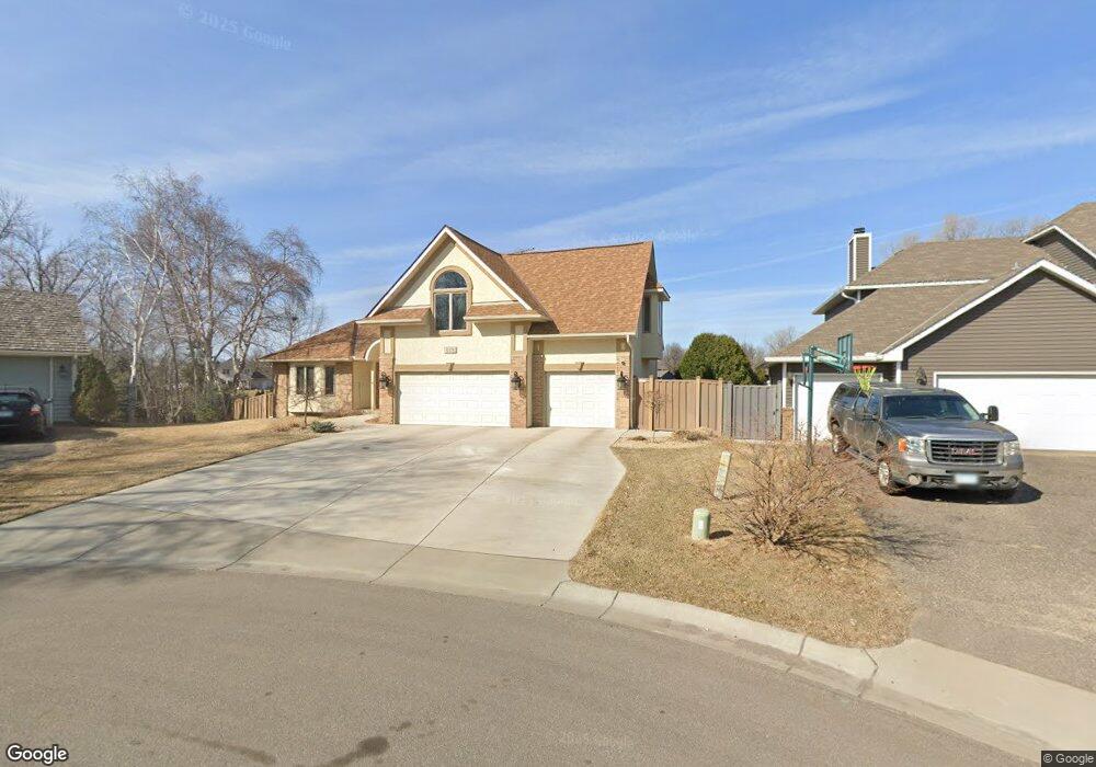 12178 87th Place N, Maple Grove, MN 55369 - photo 1