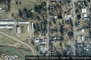 367 N 5th St, Albion, IL 62806