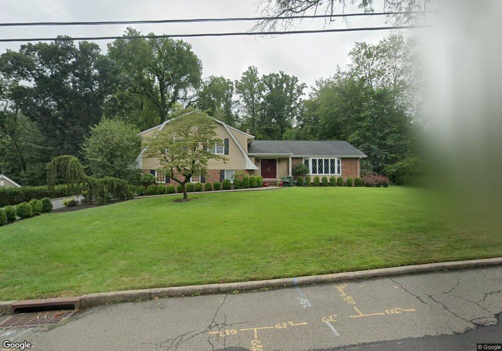 439 Kelly Ct, Wyckoff, NJ 07481 - photo 1