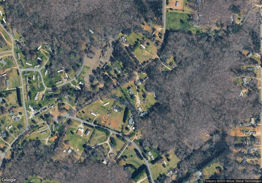 1460 Rhyne Rd, Clover, SC 29710 - photo 1