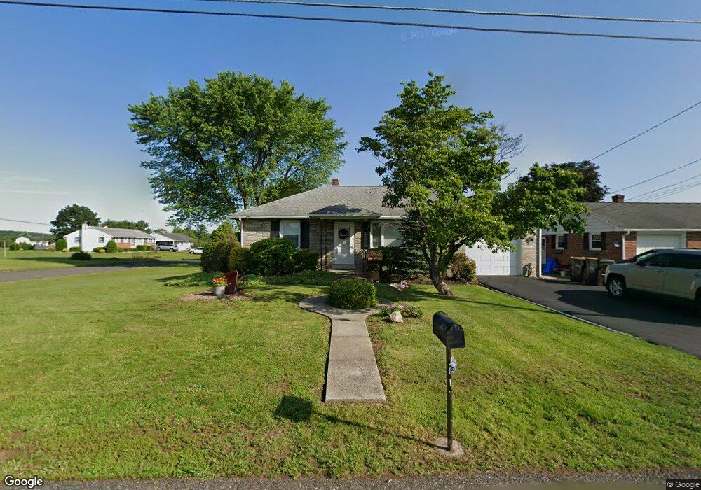 303 E 6th St, East Greenville, PA 18041 - photo 1