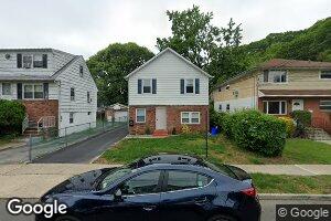 87 Graywood Rd, Port Washington, NY 11050