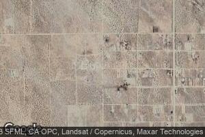 130 130th St E, Juniper Hills, CA 93543