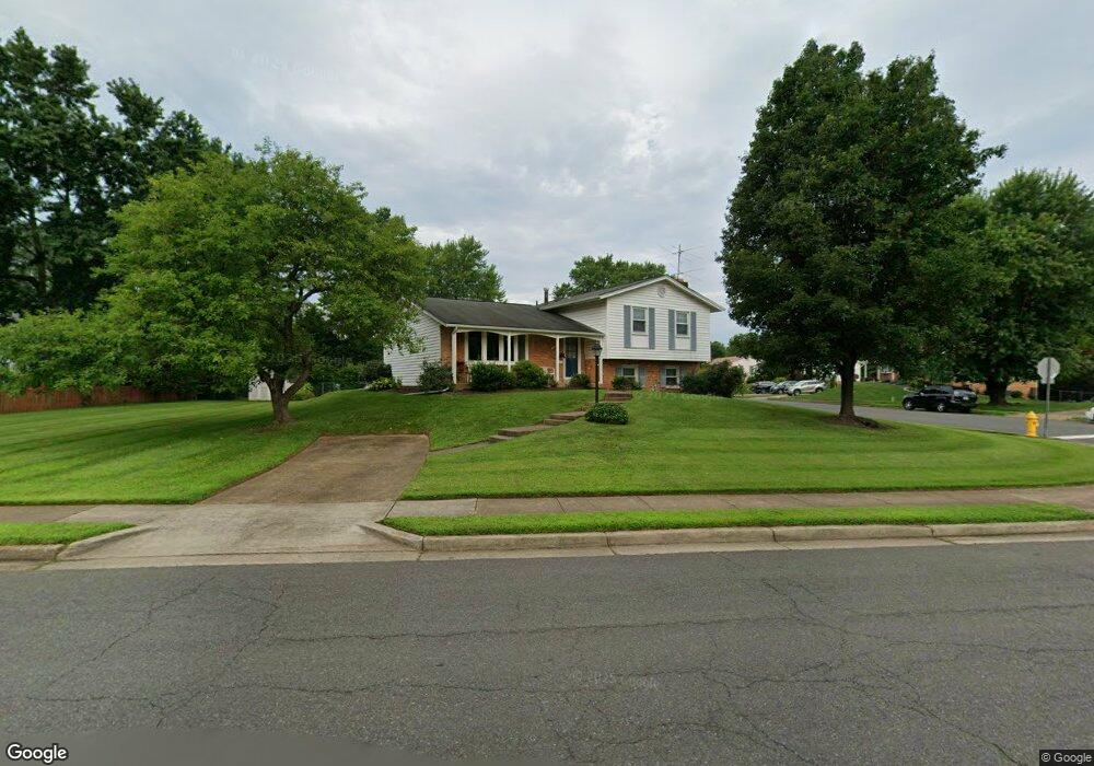 7512 Donset Ct, Manassas, VA 20109 - photo 1