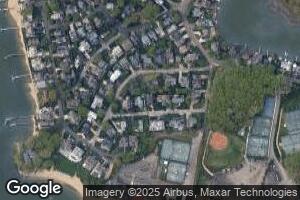 7 Sunwich Rd, Norwalk, CT 06853