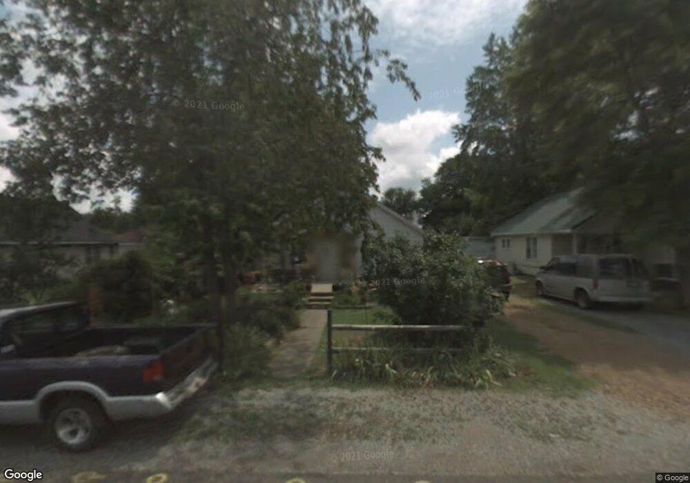 803 Elm St, Benton, KY 42025 - photo 1