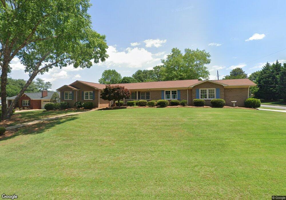 902 Valley St, Statesville, NC 28677 - photo 1