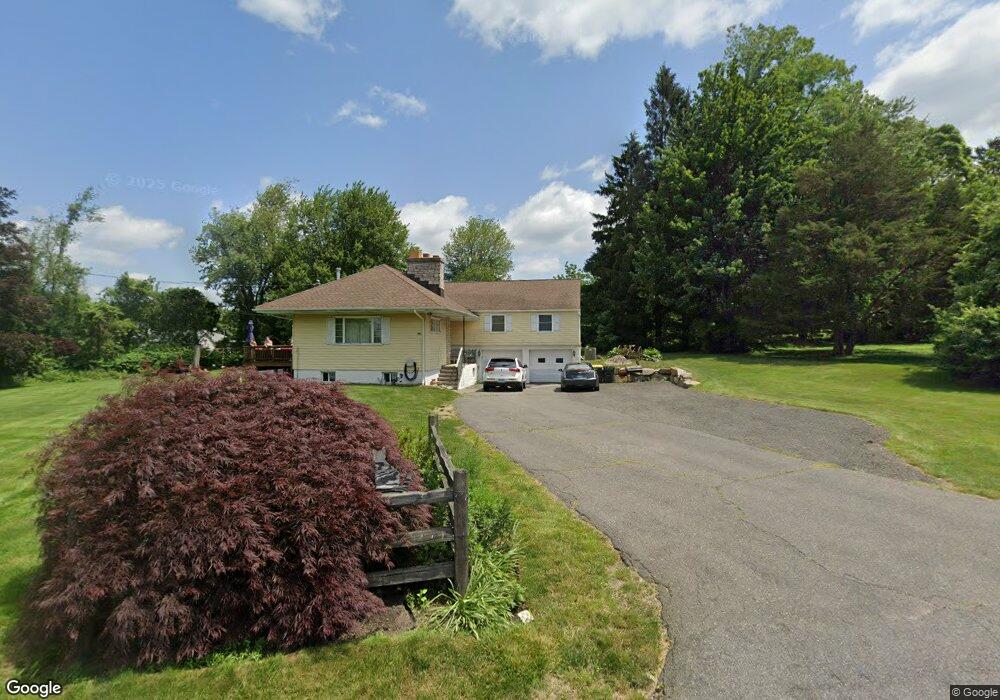 4 Upson Dr, Oxford, CT 06478 - photo 1