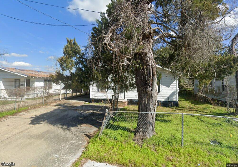 904 Jake St, Lake Charles, LA 70601 - photo 1