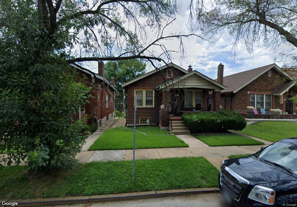 4626 Bessie Ave, Saint Louis, MO 63115 - photo 1