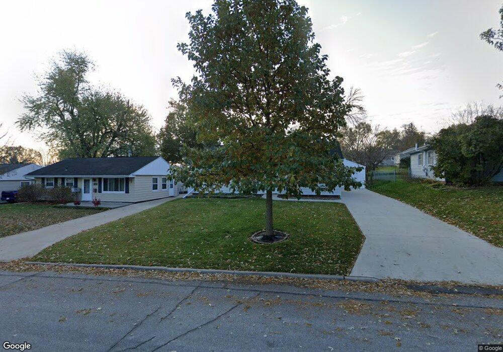 1703 11th Ave SW, Cedar Rapids, IA 52404 - photo 1