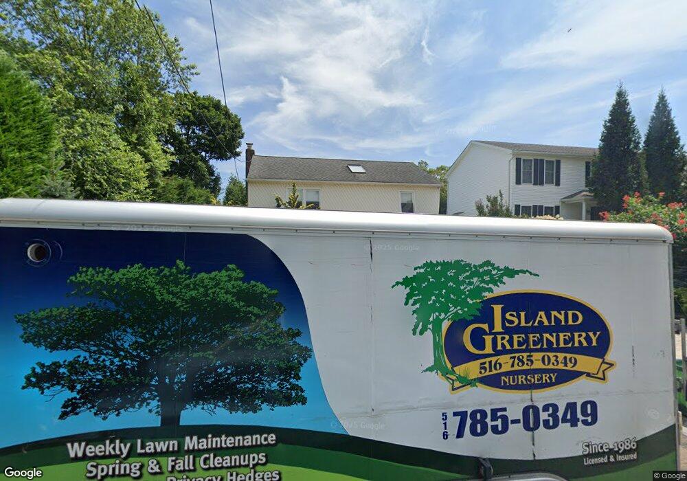 2070 Byron Rd, Merrick, NY 11566 - photo 1