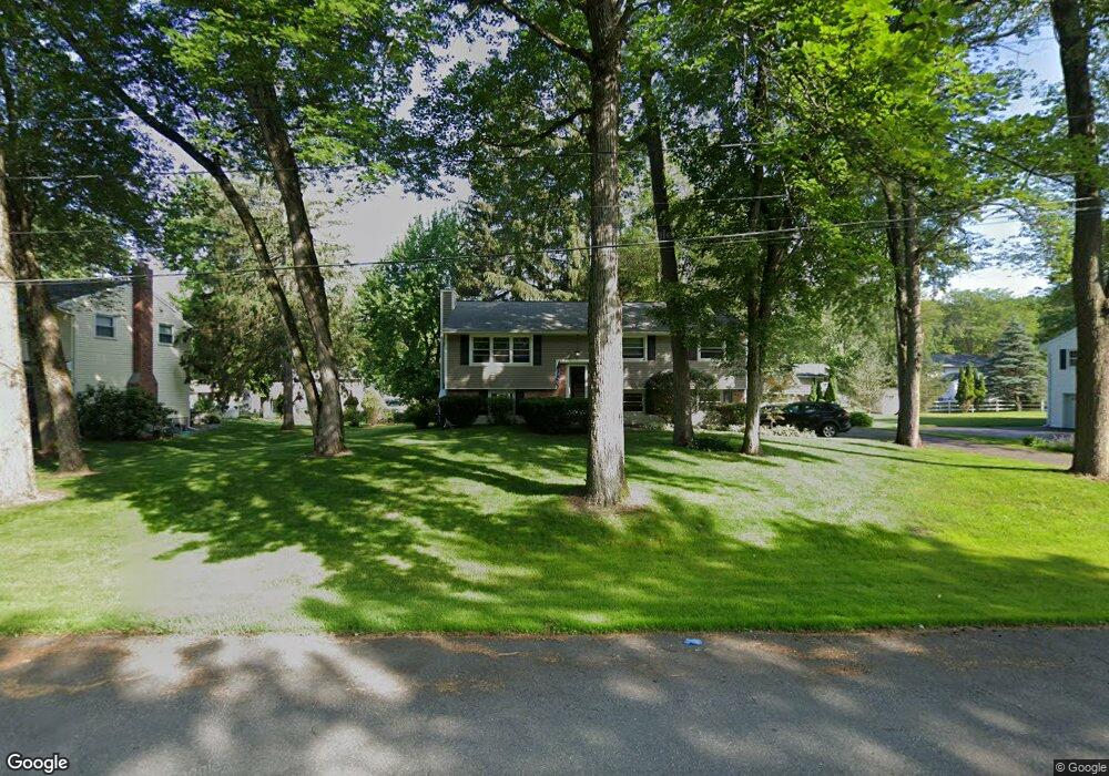 5 Woodhall Ln, Clifton Park, NY 12065 - photo 1