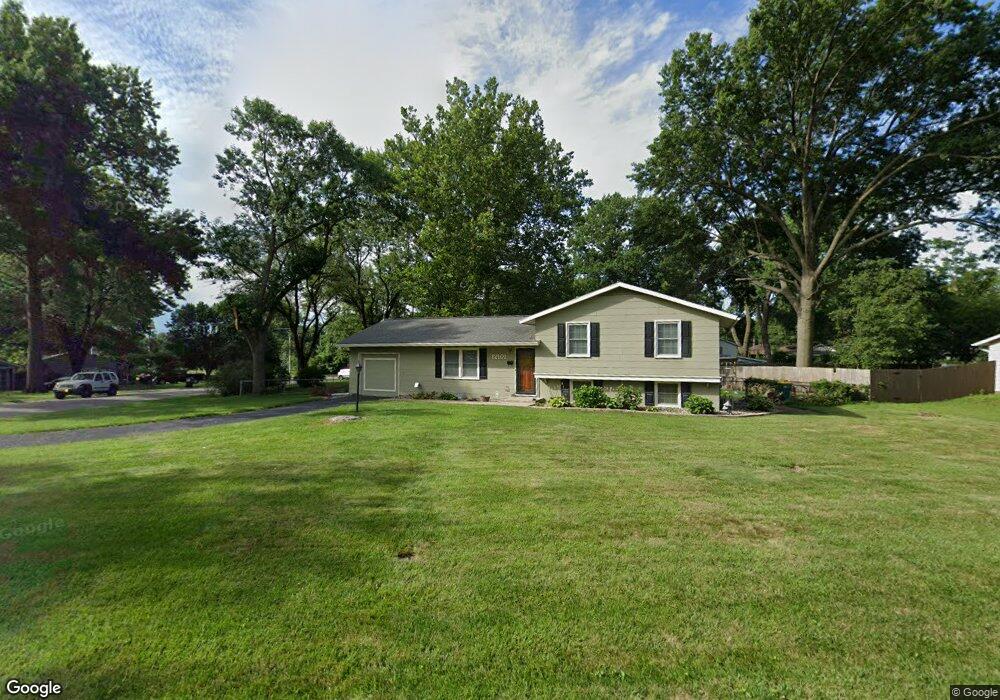 12101 W 70th Terrace, Shawnee, KS 66216 - photo 1