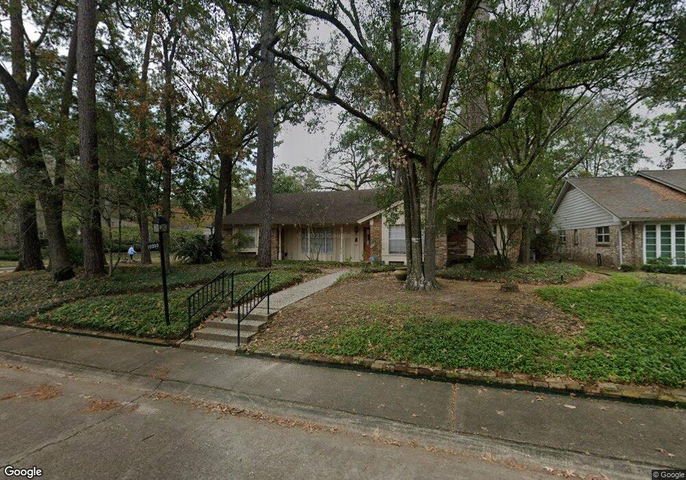 10203 Pine Forest Rd, Houston, TX 77042 - photo 1