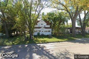 700 W Pine St, Philip, SD 57567