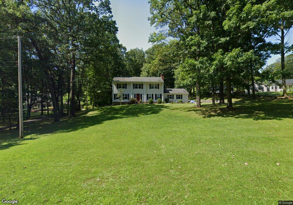 391 Buckhorn Dr, Belvidere, NJ 07823 - photo 1