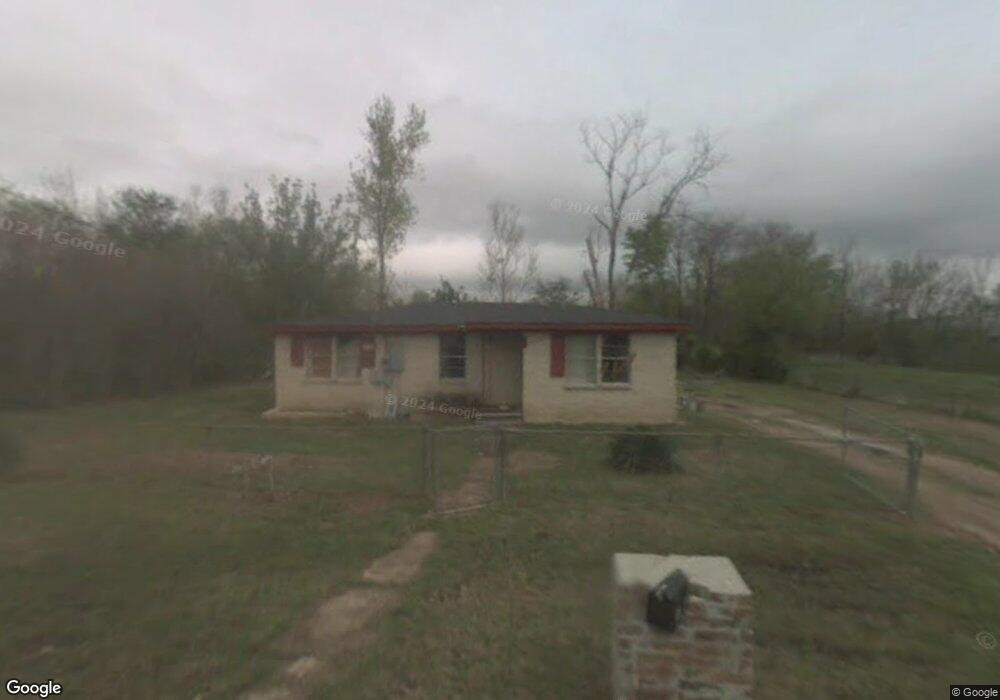 204 W Laurel St, Hugo, OK 74743 - photo 1