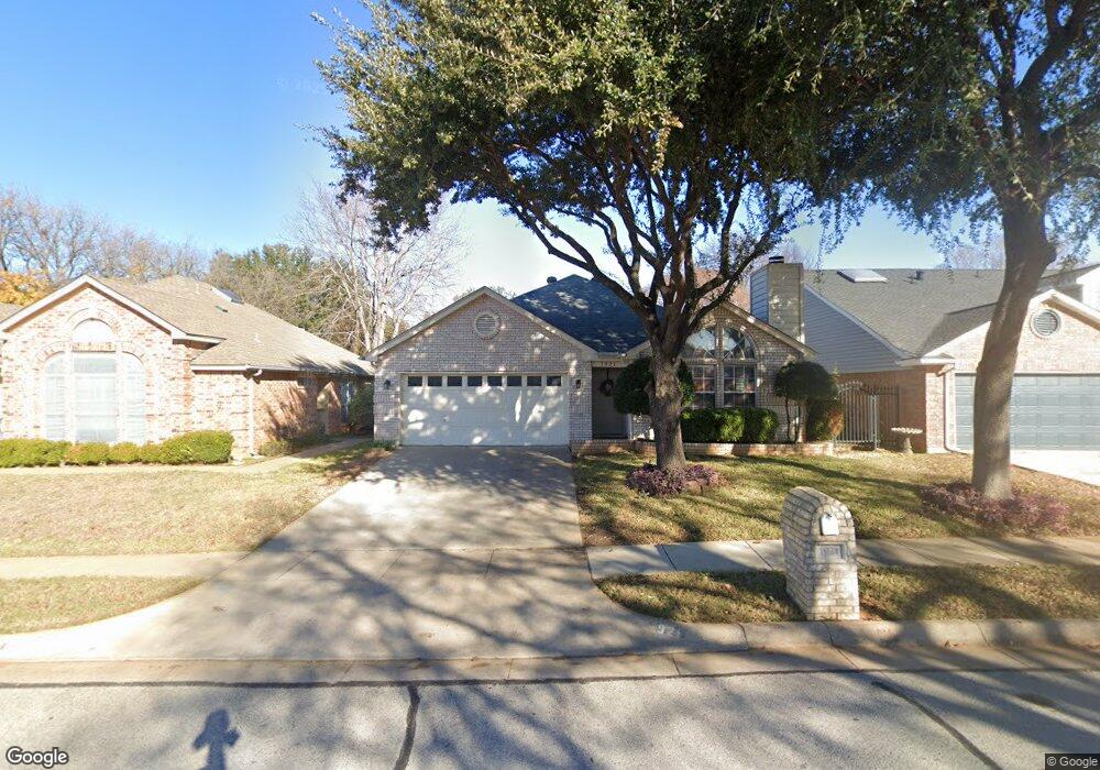 1921 Pine Ridge Dr, Bedford, TX 76021 - photo 1