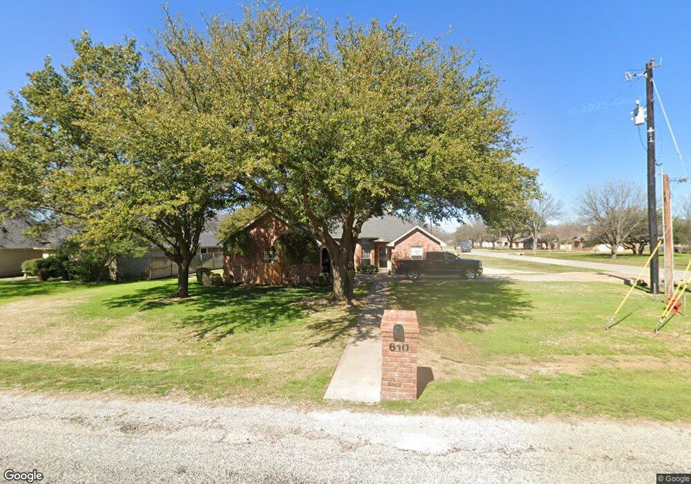 610 Aqua Vista Dr, Granbury, TX 76049 - photo 1