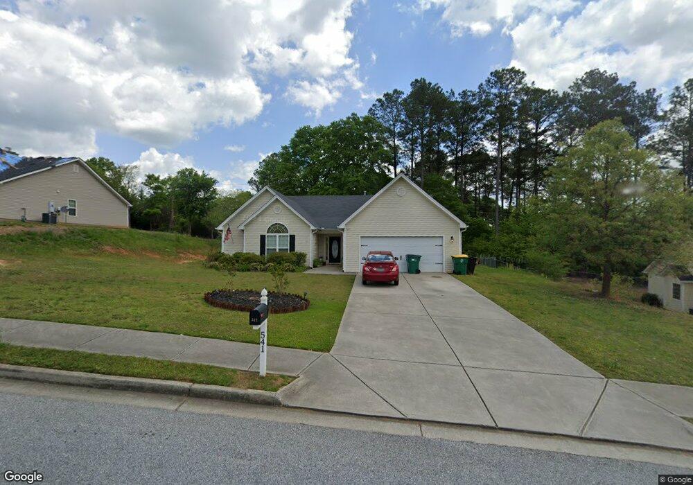 541 Embassy Walk unit 11B, Winder, GA 30680 - photo 1
