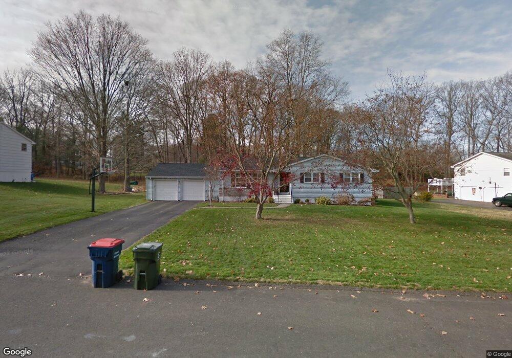 18 Crocus Ln, Trumbull, CT 06611 - photo 1