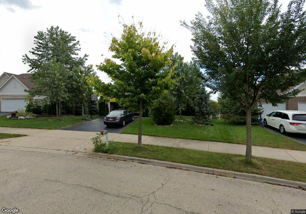 381 Quarry Ln, Algonquin, IL 60102 - photo 1