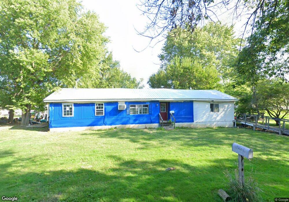 2708 Chestnut St, Columbus City, IA 52737 - photo 1