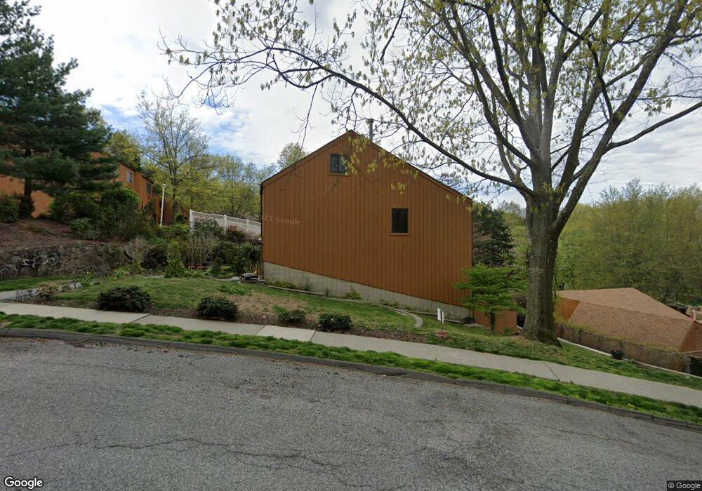 71 Amber Dr, Croton On Hudson, NY 10520 - photo 1