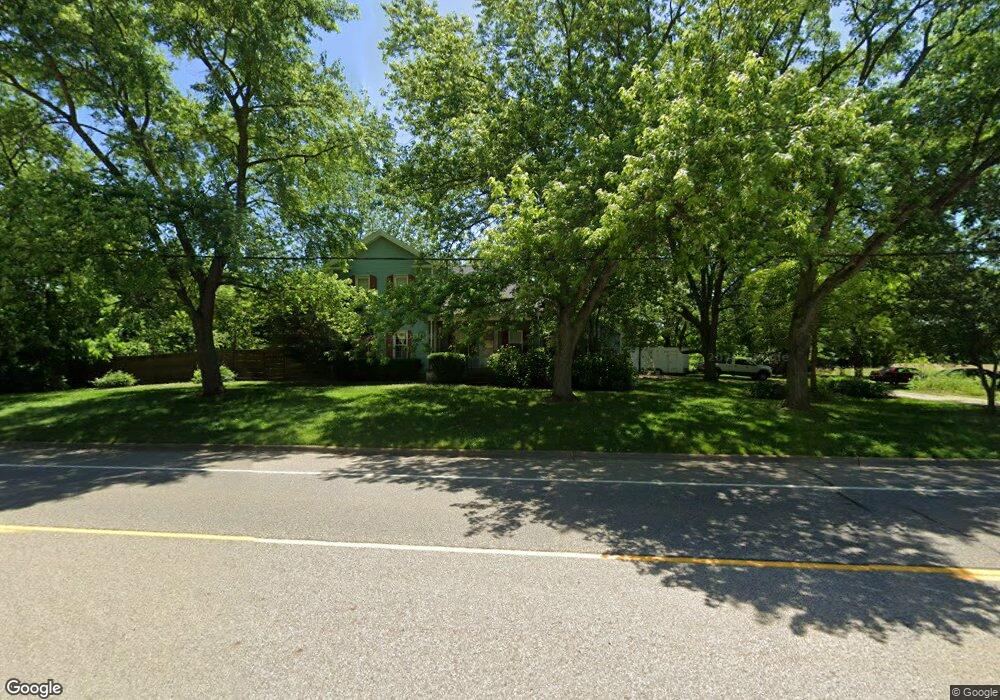 8206 E Richfield Rd, Davison, MI 48423 - photo 1