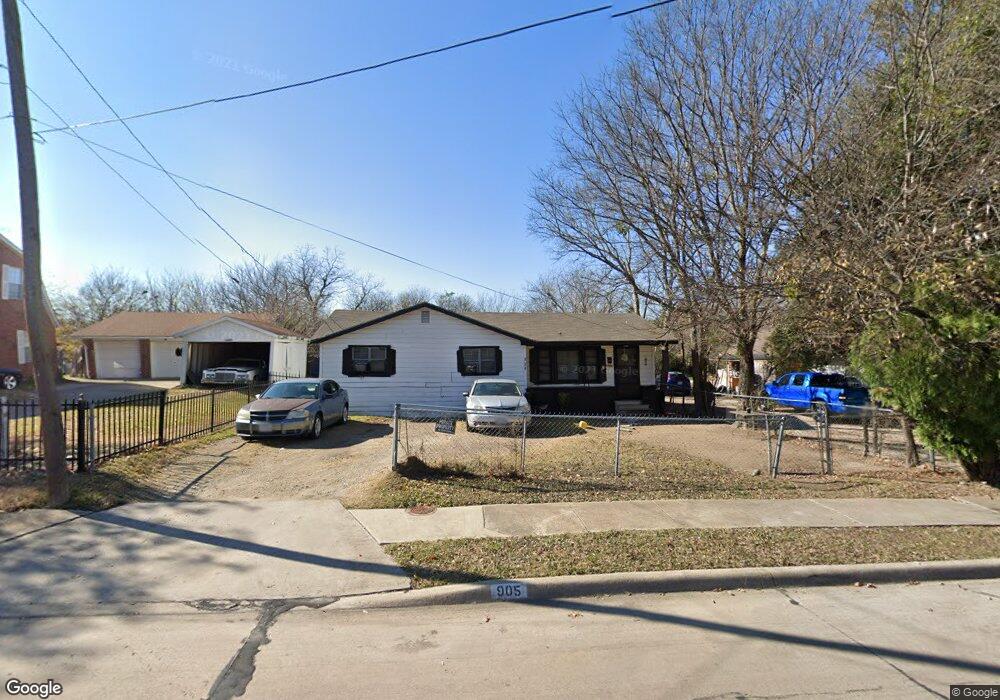 905 Daffan Ave, Ennis, TX 75119 - photo 1