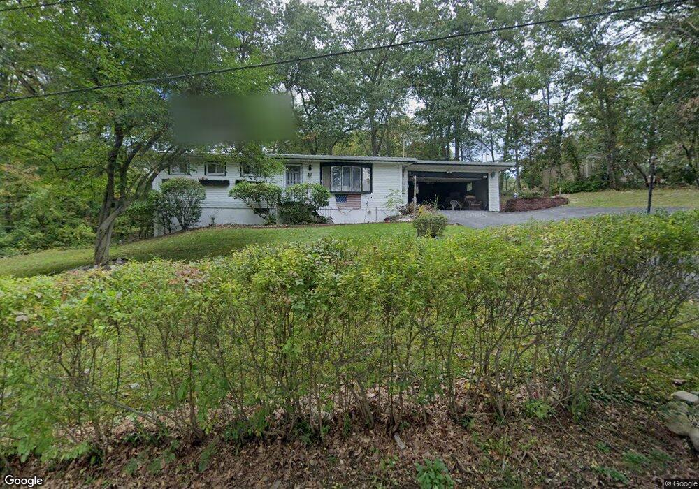 13 Laurel Rd, Lake Peekskill, NY 10537 - photo 1